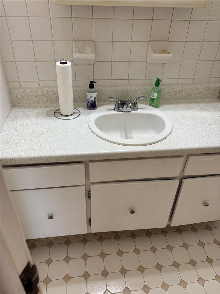 7394 Hillcrest Drive Property Photo 18