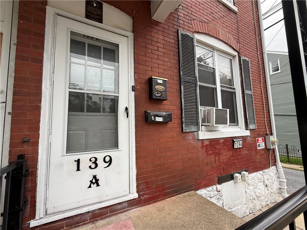 139 South 9th Street Property Photo 3