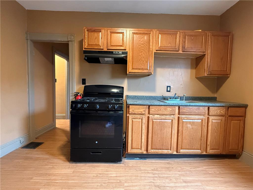 139 South 9th Street Property Photo 14