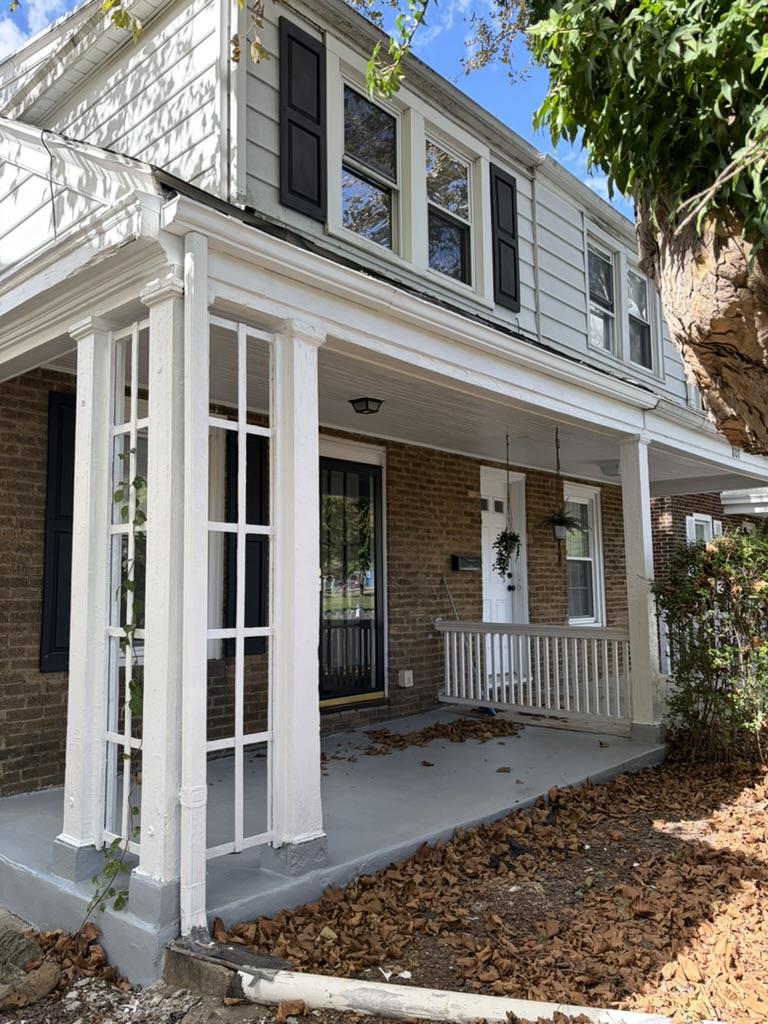 805 Dellwood Street Property Photo 1
