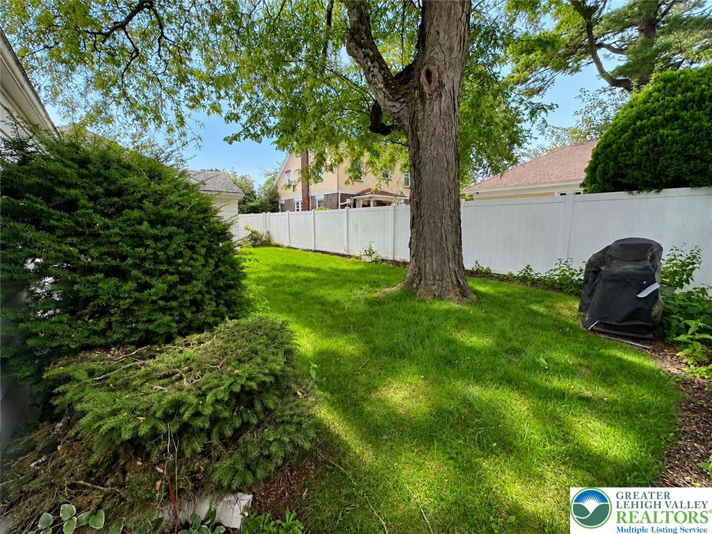 2345 West Fairview Street 2341 Property Photo 43