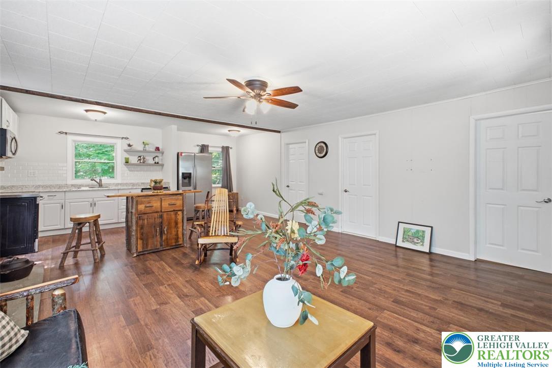 319 Casper Road Property Photo 16