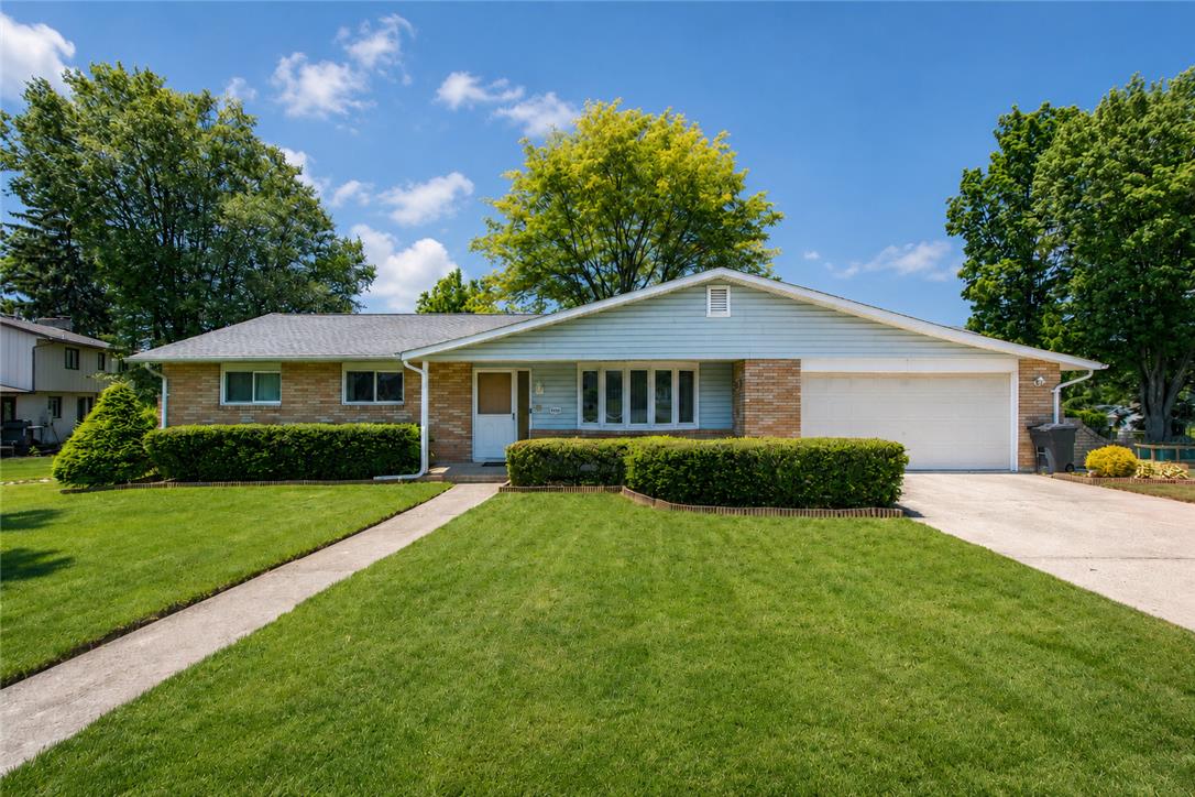 4245 Windsor Place Property Photo 1