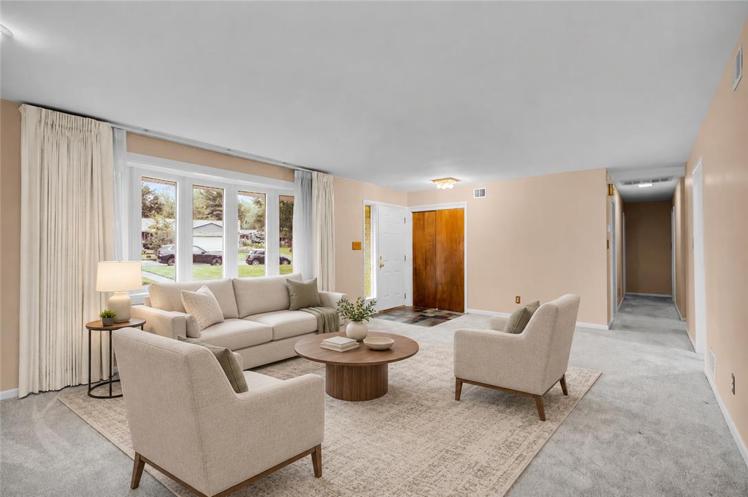 4245 Windsor Place Property Photo 4