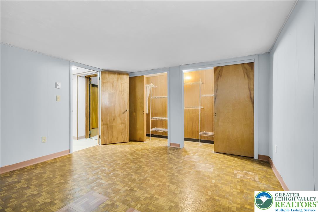 4245 Windsor Place Property Photo 32