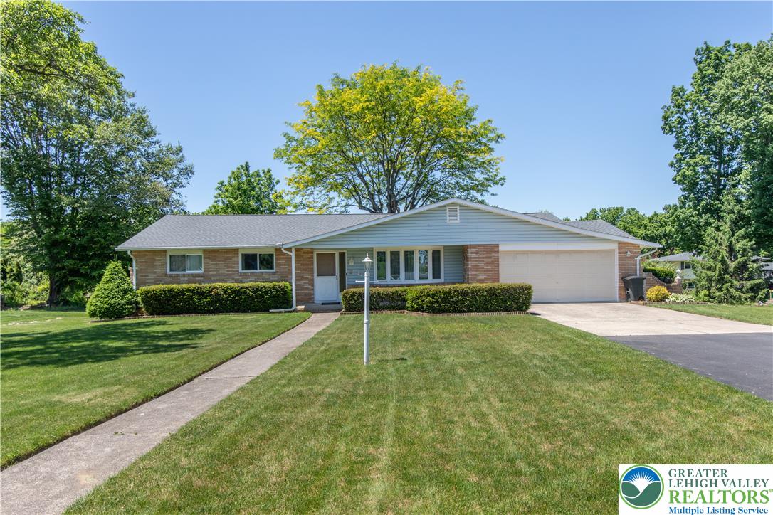4245 Windsor Place Property Photo 42