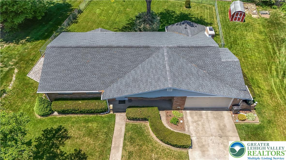 4245 Windsor Place Property Photo 53