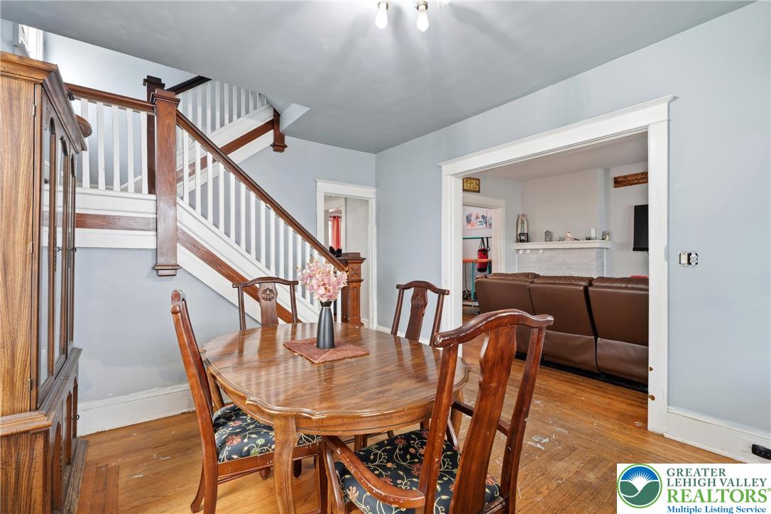 618 West Berwick Street Property Photo 3