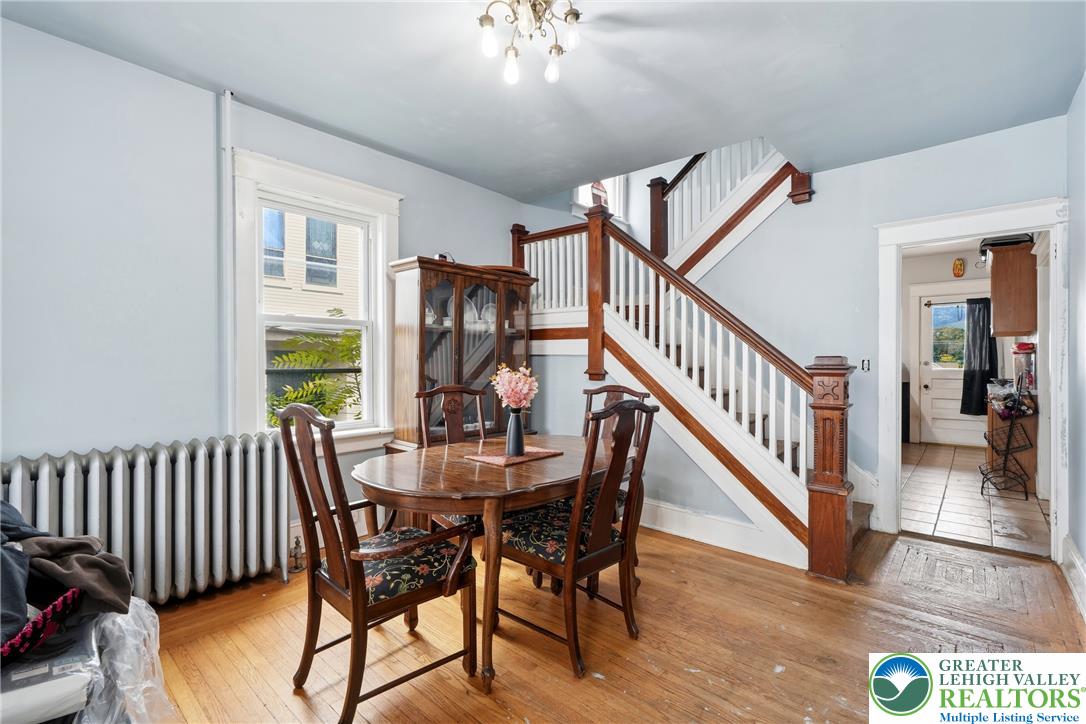 618 West Berwick Street Property Photo 4