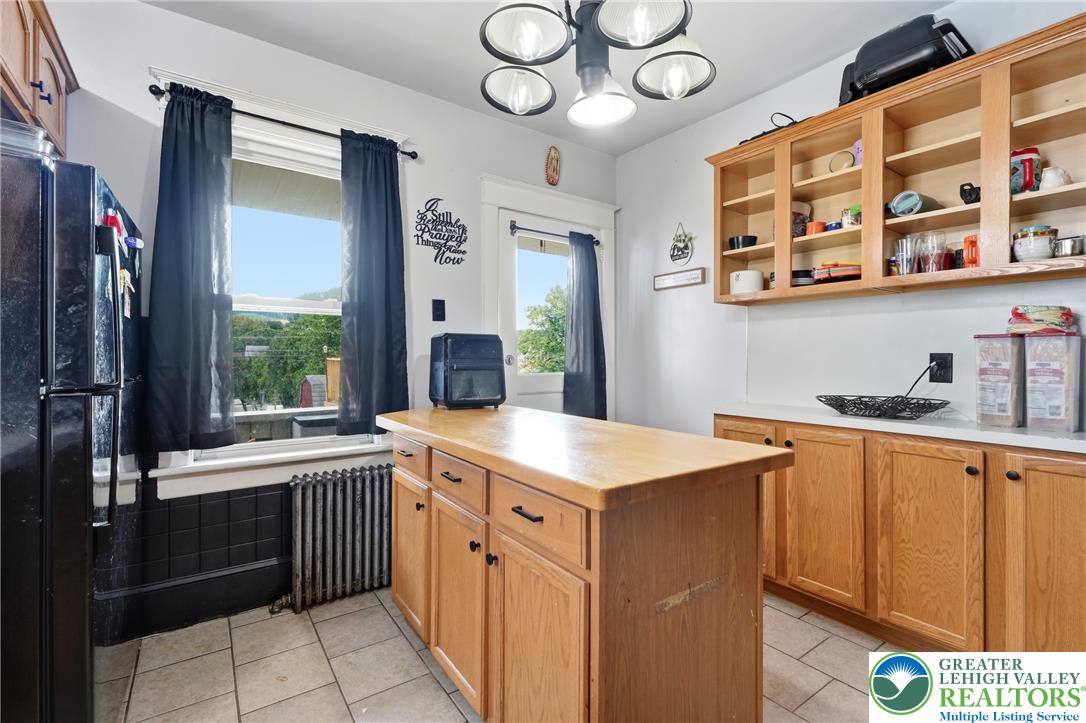 618 West Berwick Street Property Photo 13