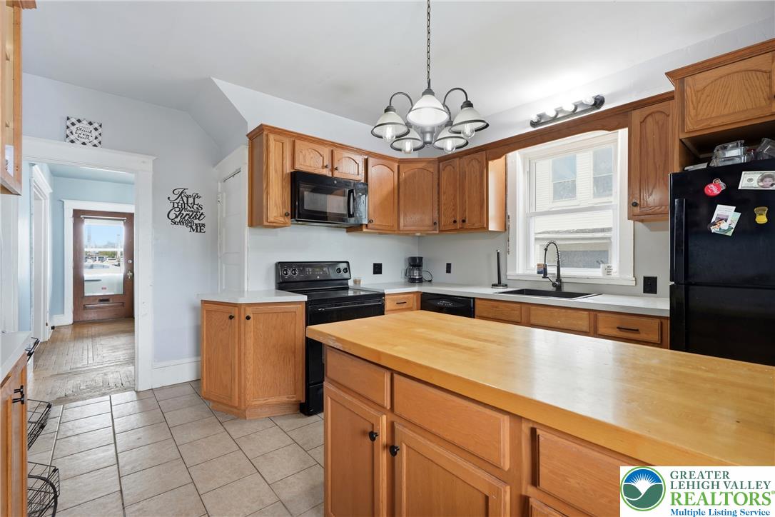 618 West Berwick Street Property Photo 15