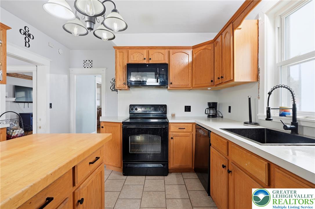 618 West Berwick Street Property Photo 19
