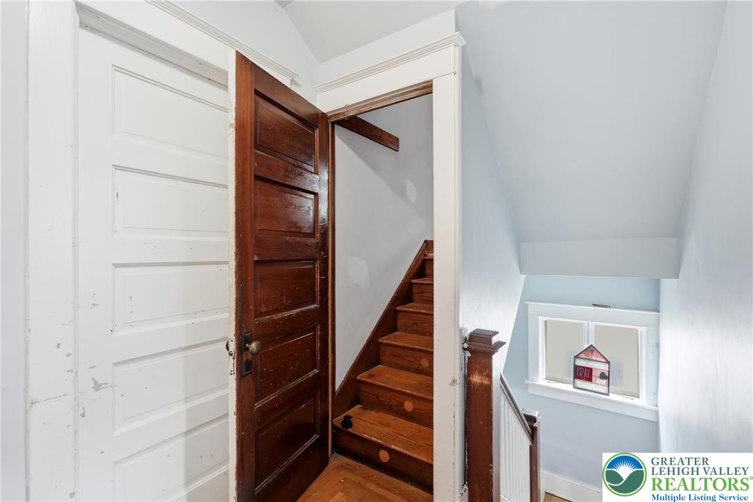 618 West Berwick Street Property Photo 22
