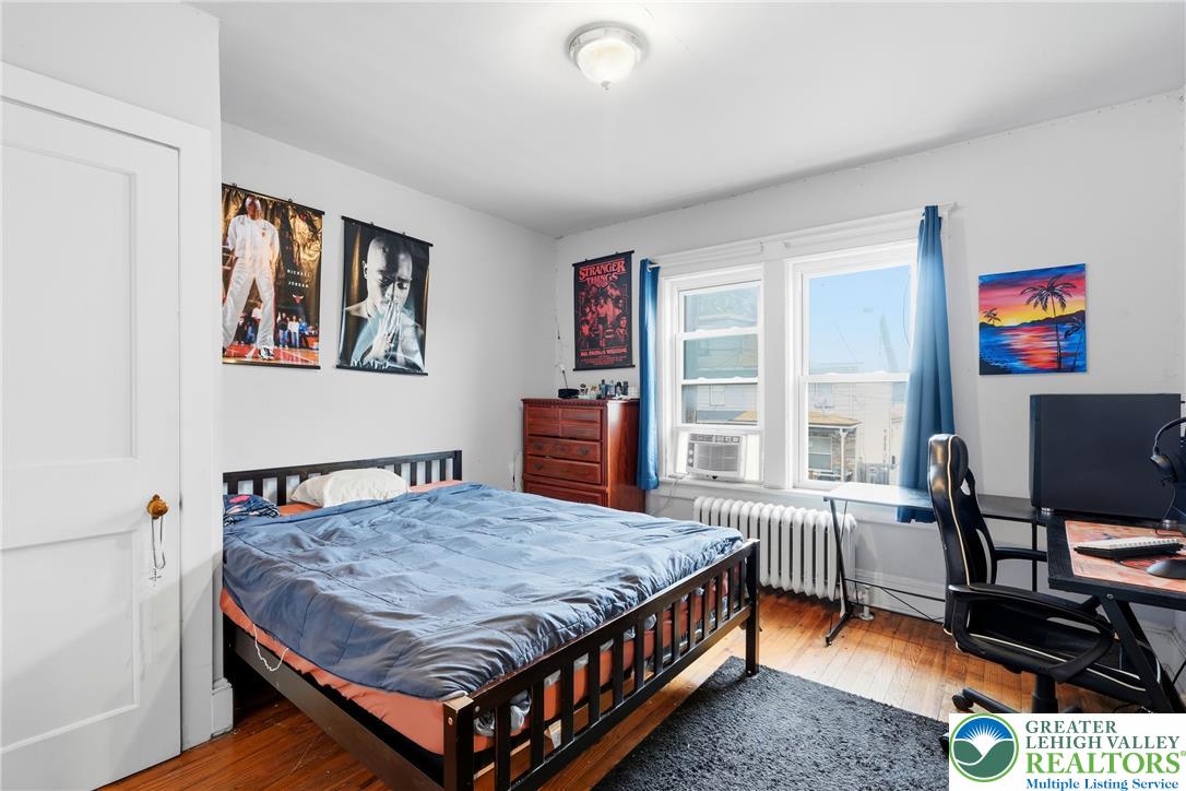 618 West Berwick Street Property Photo 27