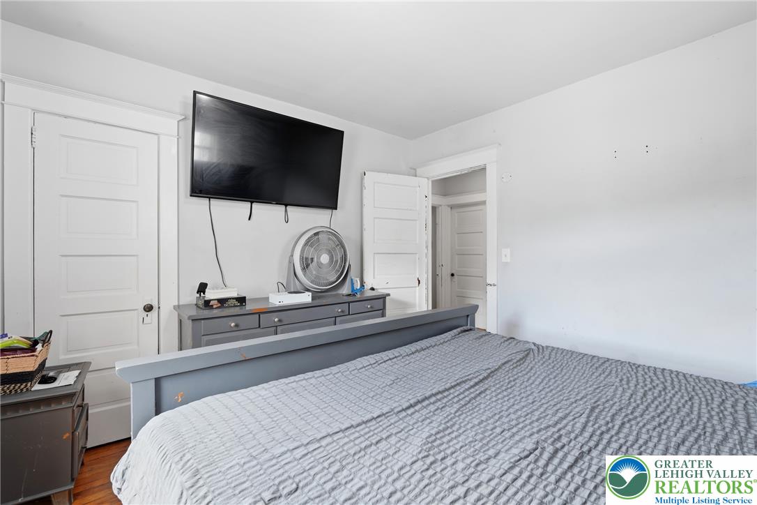 618 West Berwick Street Property Photo 30