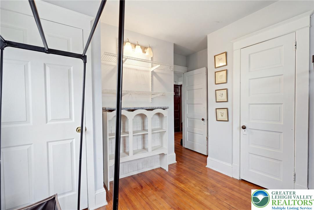 618 West Berwick Street Property Photo 31