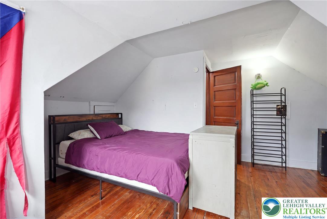 618 West Berwick Street Property Photo 37