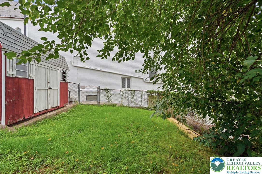 618 West Berwick Street Property Photo 50