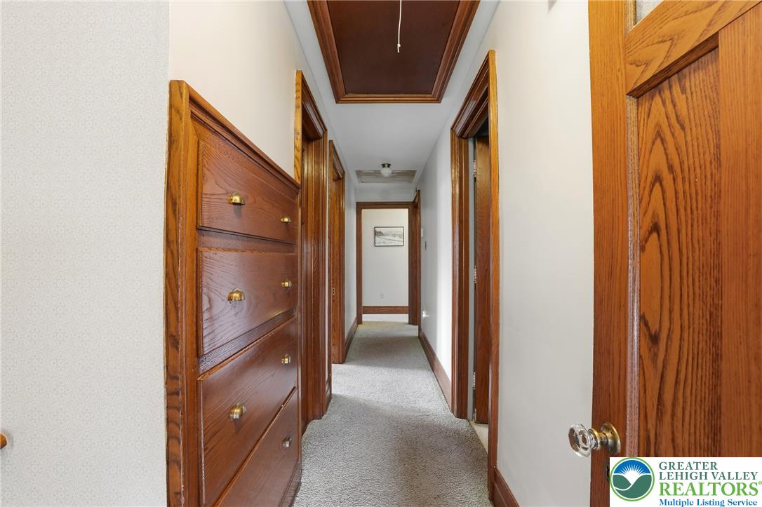 115 North New Street Property Photo 35