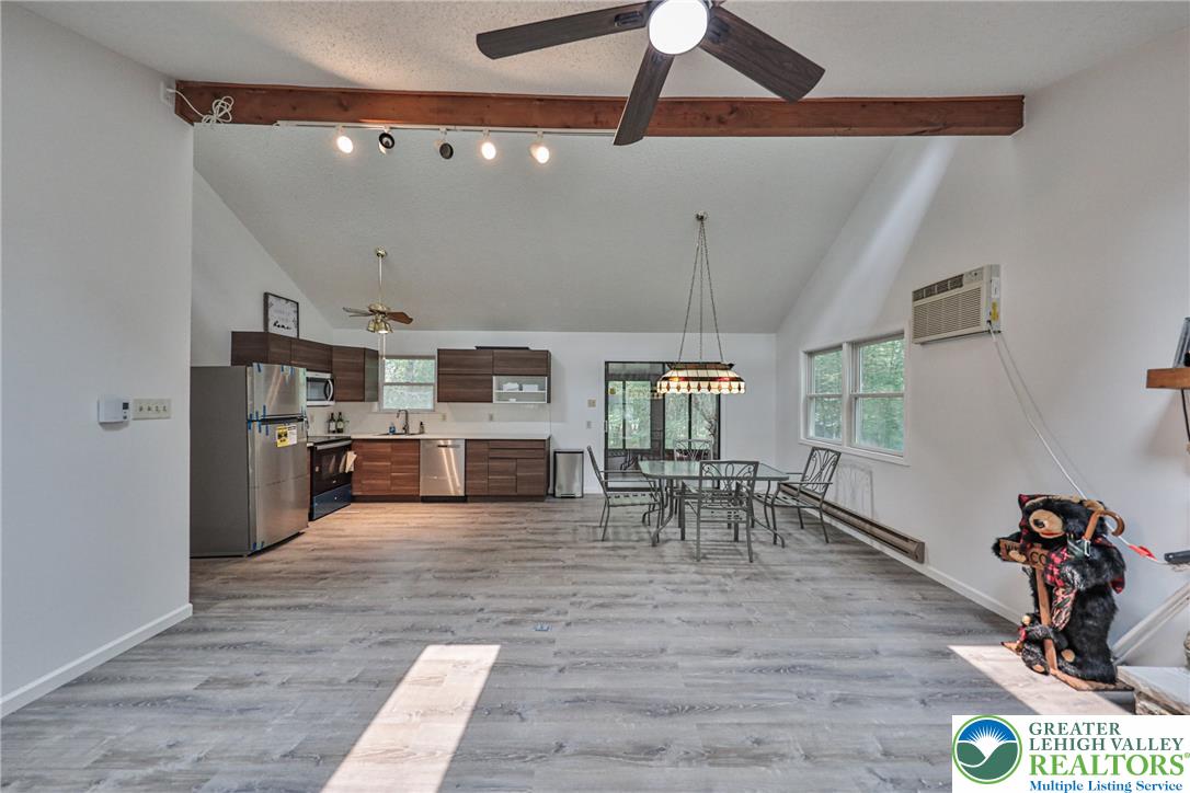 85 Caedman Drive Property Photo 8