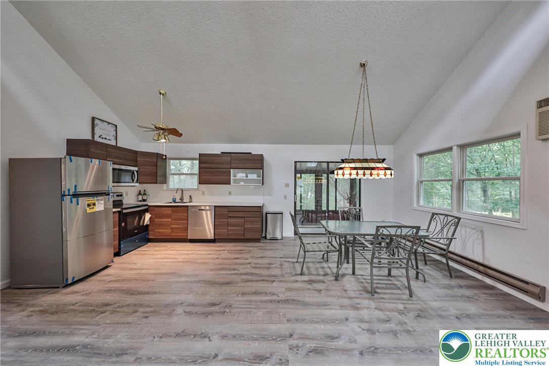 85 Caedman Drive Property Photo 11