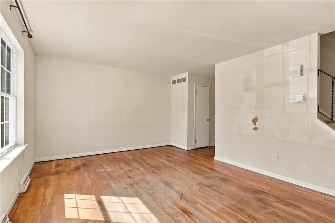 1230 Eagle Street Property Photo 4