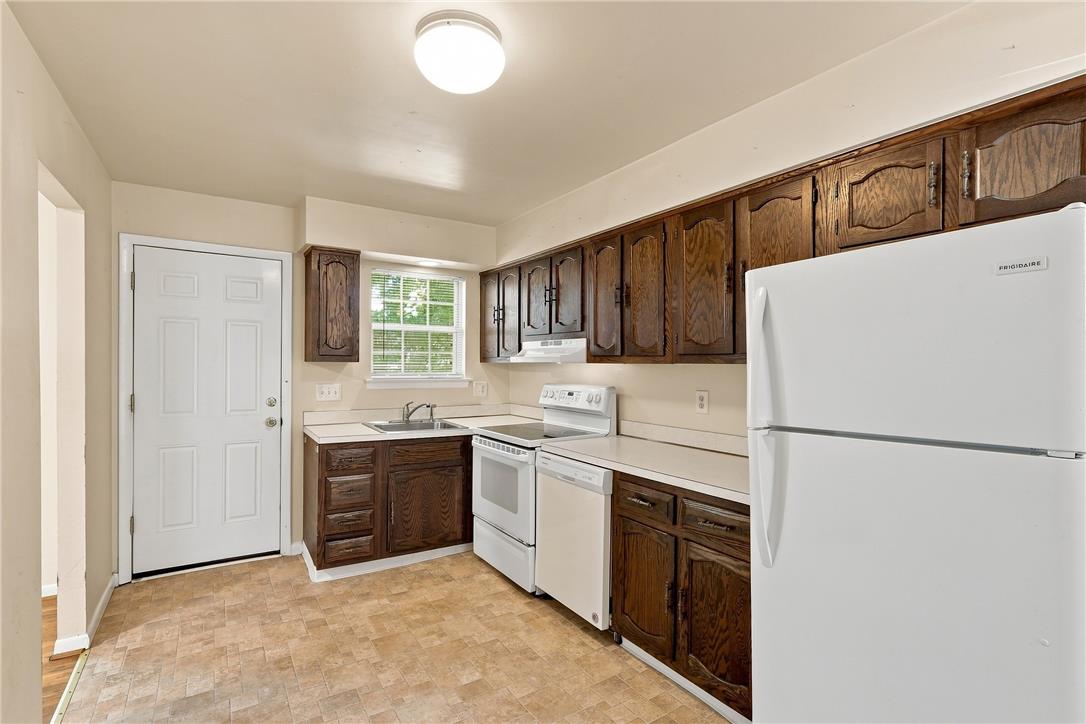 1230 Eagle Street Property Photo 9