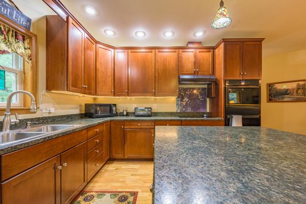 33 Bear Lane Property Photo 21