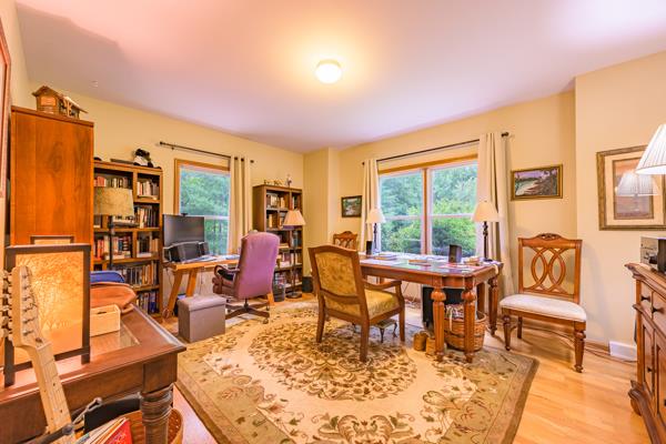 33 Bear Lane Property Photo 25