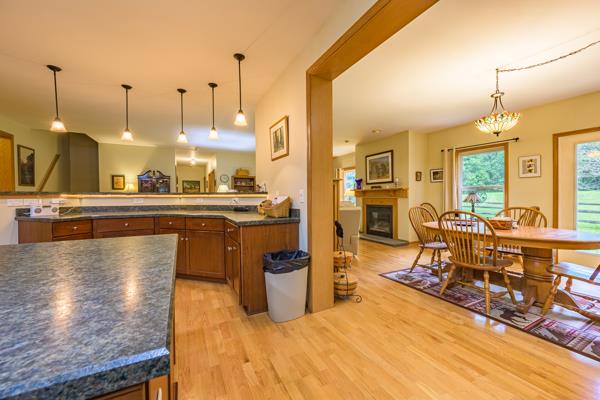 33 Bear Lane Property Photo 27