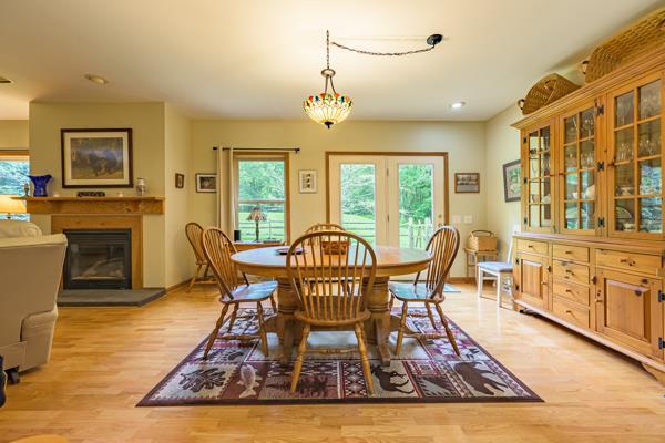 33 Bear Lane Property Photo 28