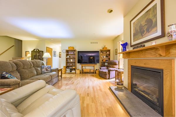 33 Bear Lane Property Photo 30