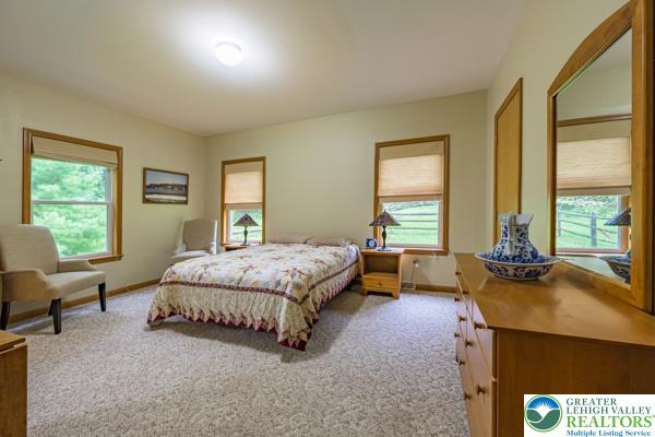33 Bear Lane Property Photo 35