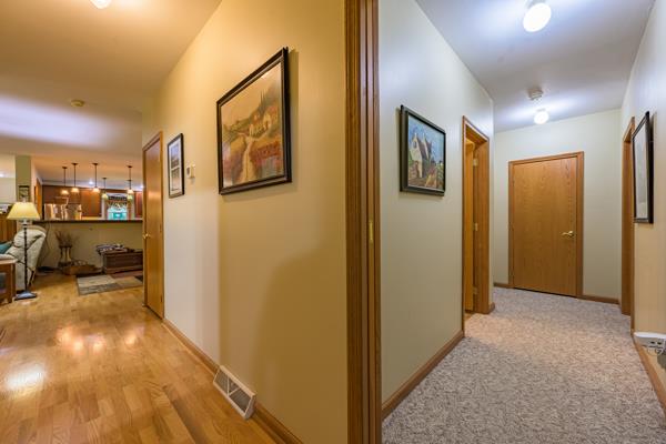 33 Bear Lane Property Photo 40