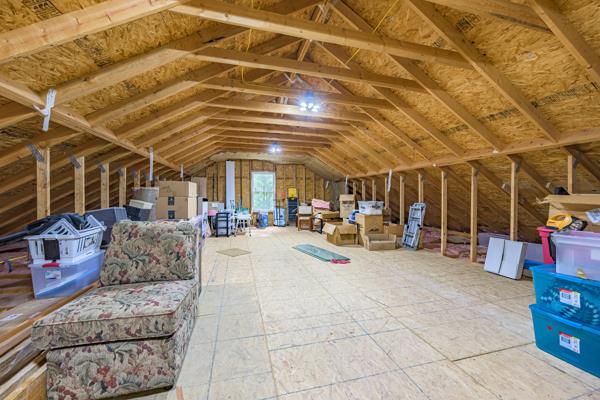 33 Bear Lane Property Photo 44