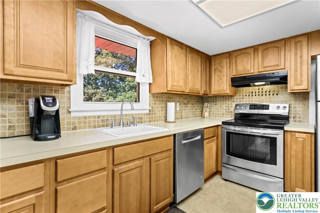 5106 Donna Drive Property Photo 12