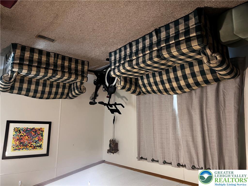 5475 Hamilton Boulevard 35 Property Photo 8
