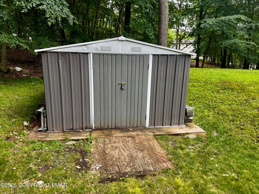 1169 Park Drive Property Photo 7
