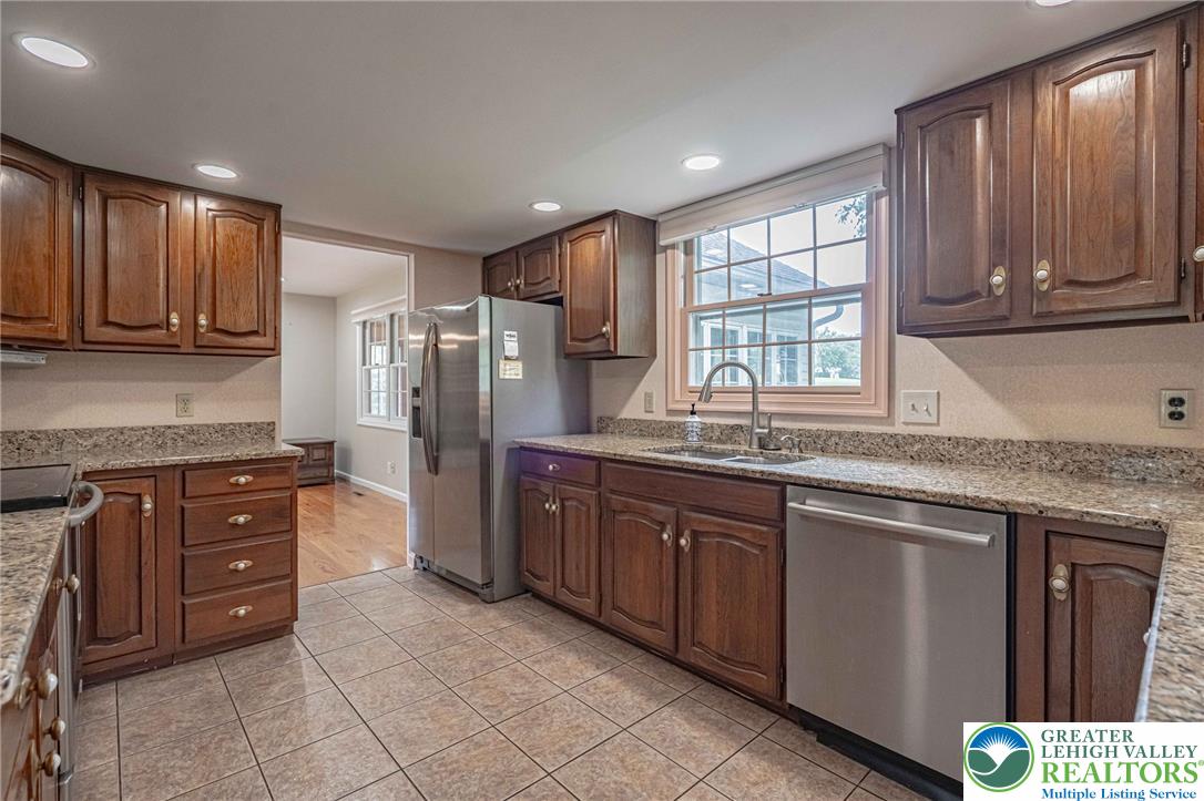 1551 Bogie Avenue Property Photo 15