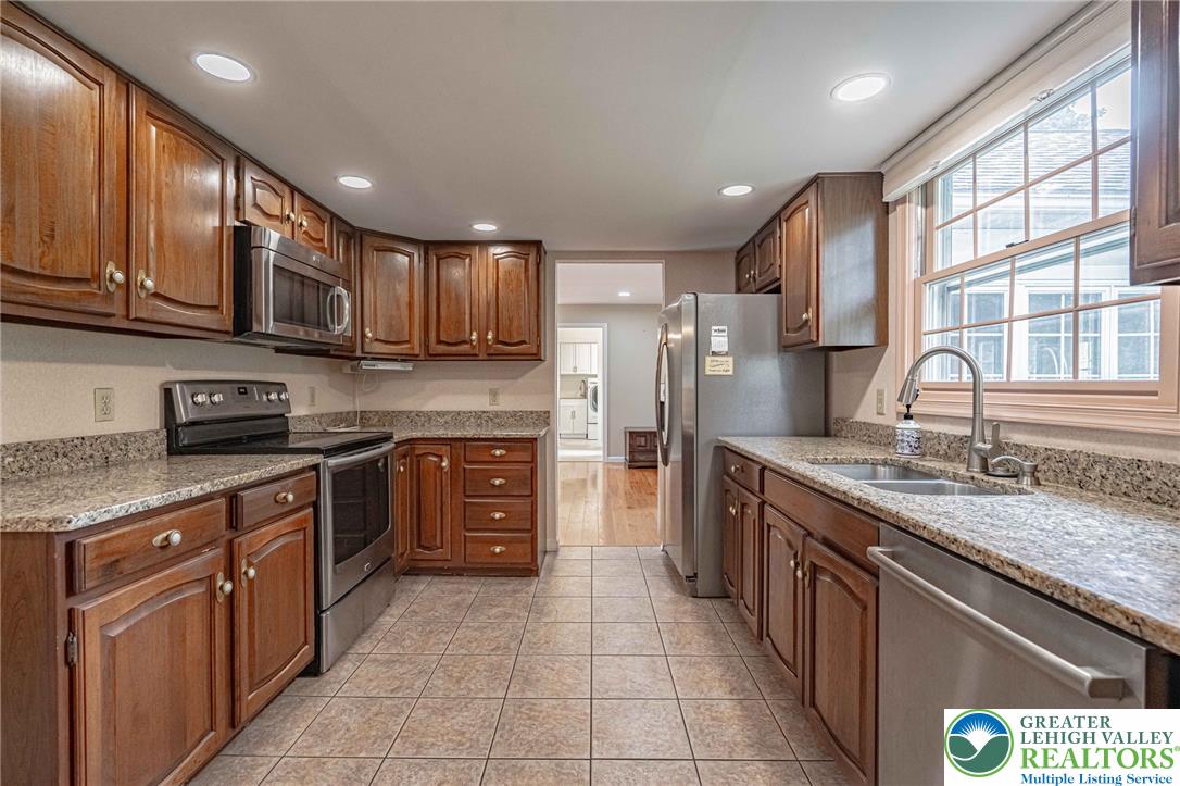 1551 Bogie Avenue Property Photo 16