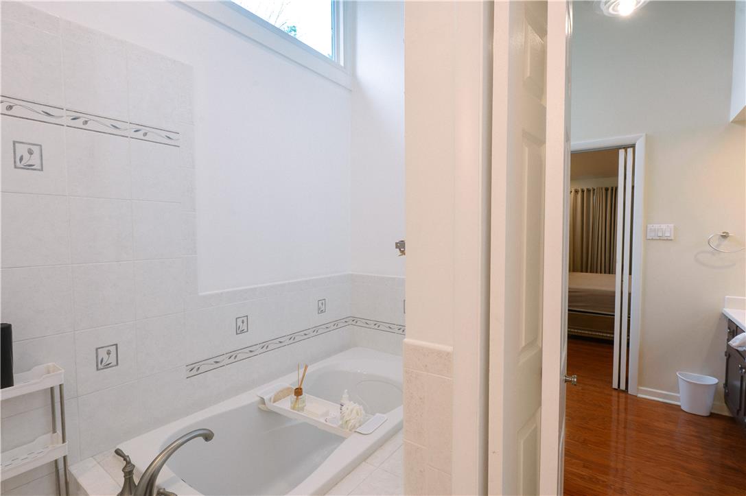 2210 Greenwood Road Property Photo 34