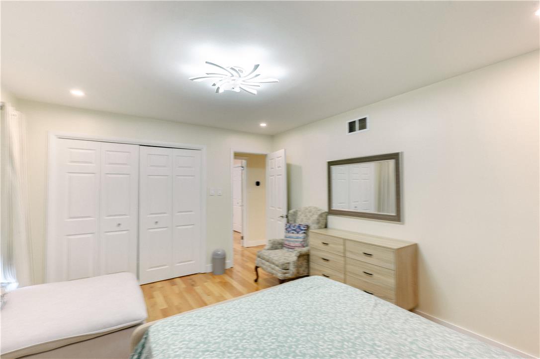 2210 Greenwood Road Property Photo 40