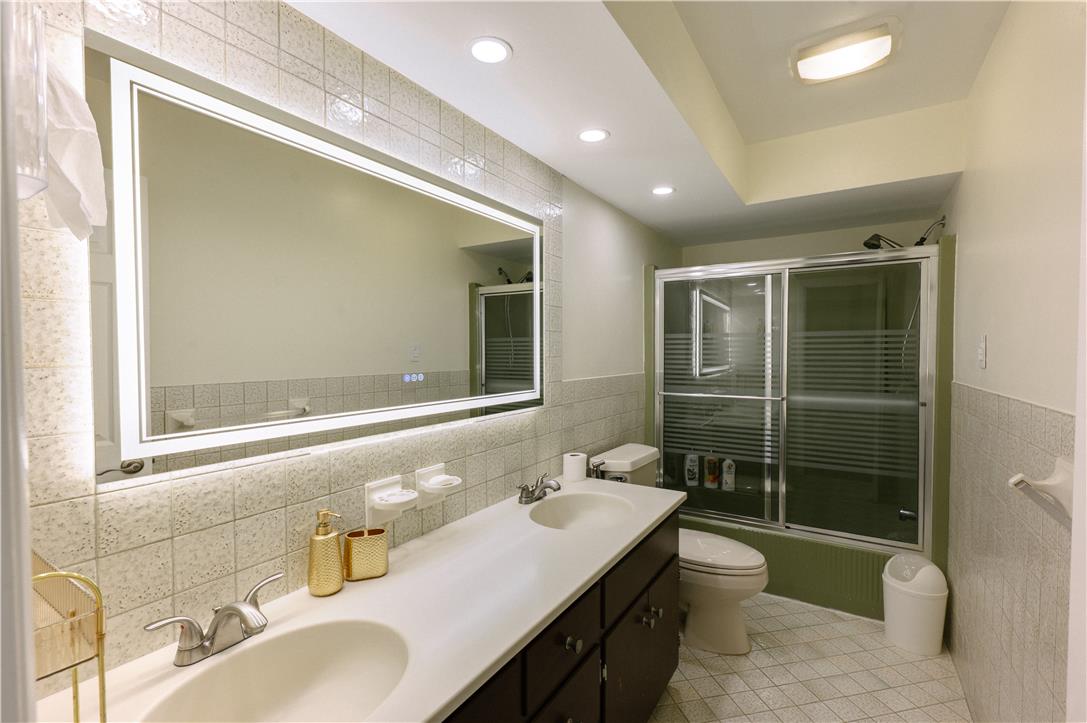 2210 Greenwood Road Property Photo 42