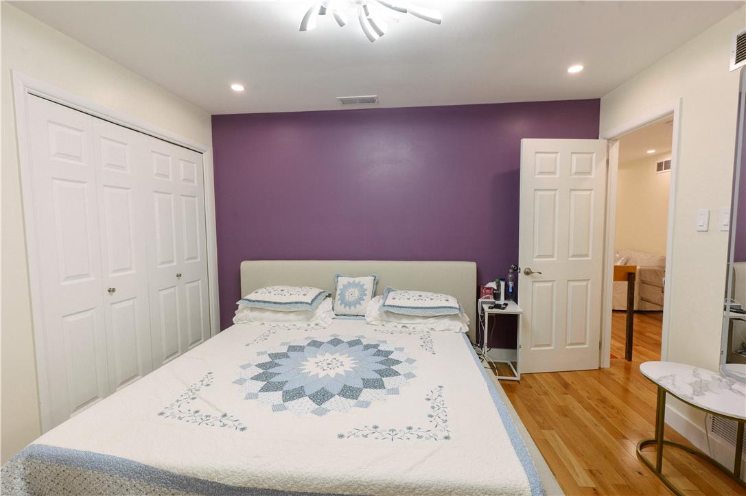2210 Greenwood Road Property Photo 47