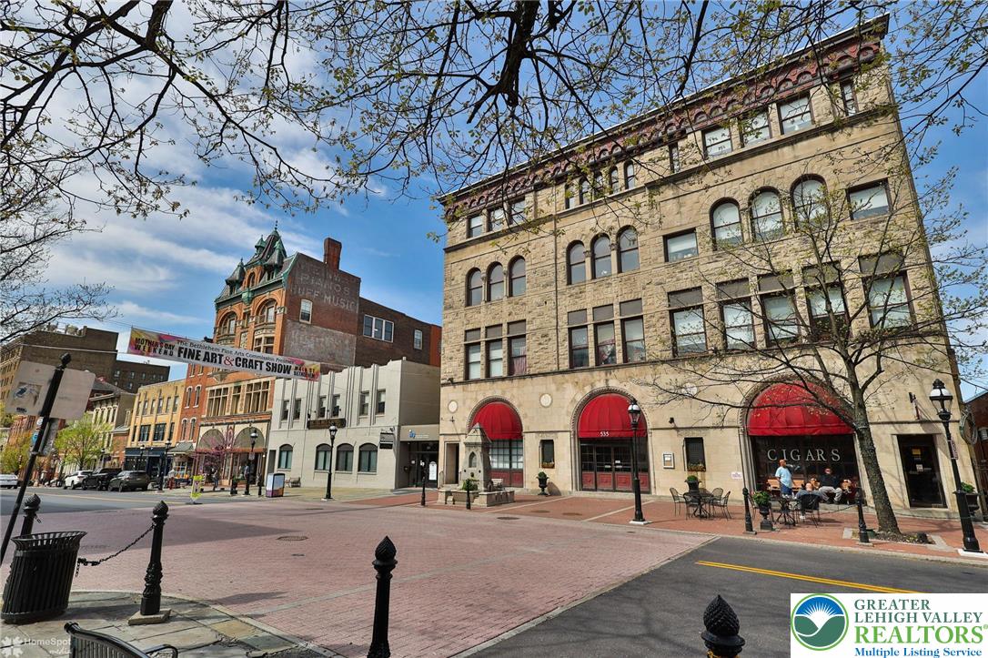 535 Main Street 16