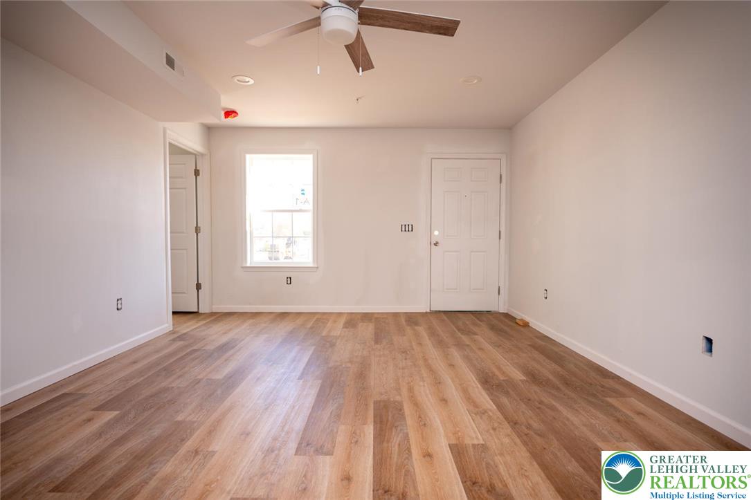 5994 Coplay Road 4 Property Photo 4