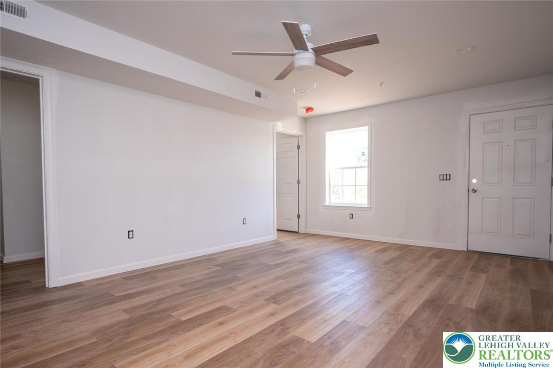 5994 Coplay Road 4 Property Photo 6
