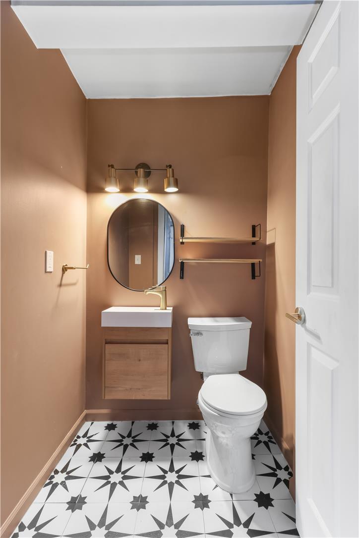 7588 Trexler Circle Property Photo 12