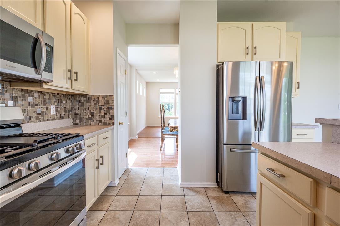 1035 Jervin Drive Property Photo 15