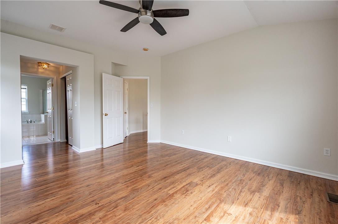 1035 Jervin Drive Property Photo 30